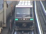 MP89 : Arrivée à la station Esplanade de la Défense sur la ligne 1 du métro parisien