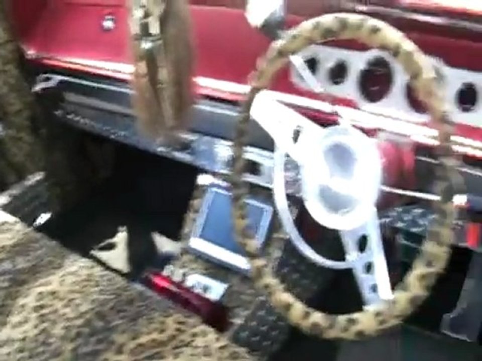 OLD SCHOOL AMERICAN CAR SHOW