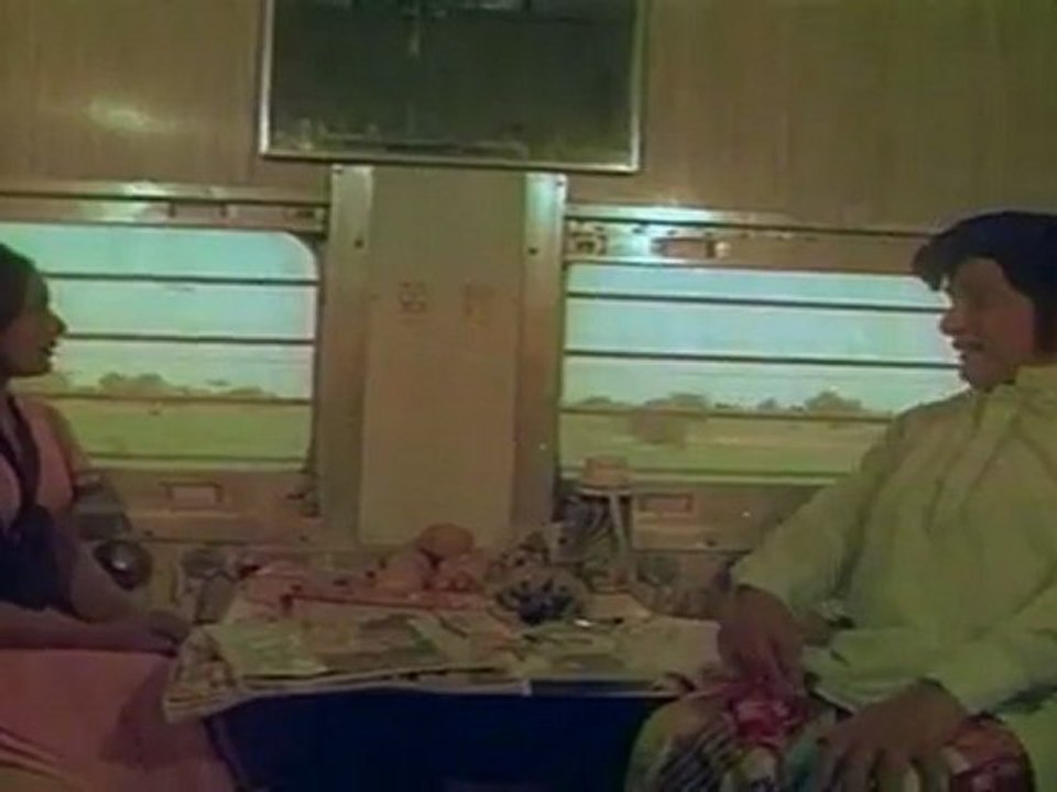 Vayasu Ponnu -Rojaramani Travelling With Nambiar