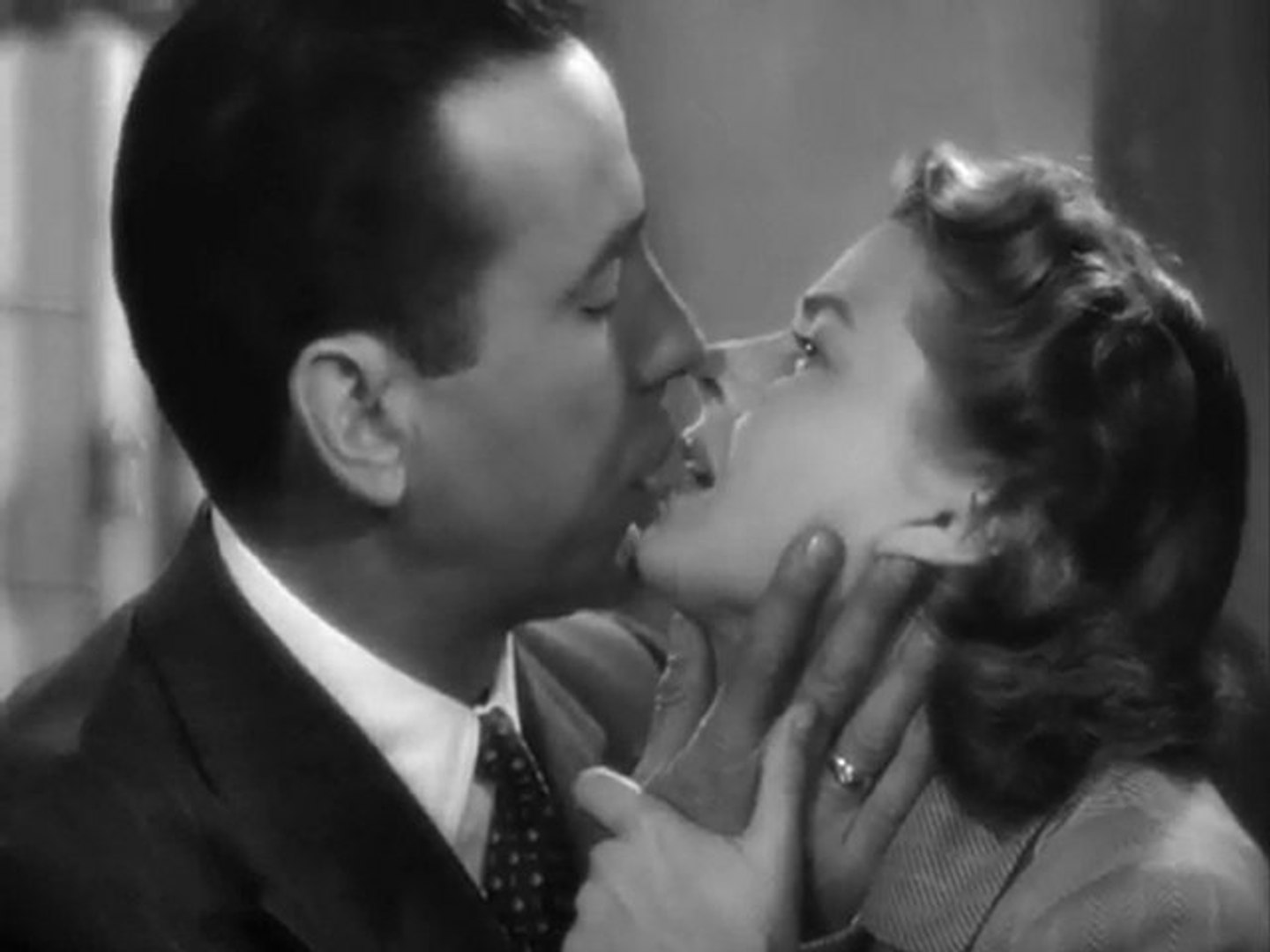Casablanca 70th Anniversary Edition - Kiss Me - video Dailymotion