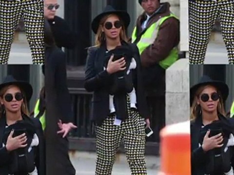 Beyonce and Blue Ivy Stroll Through NYC