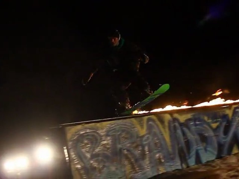 2012 Park Crew Night Session - Snowboard video - Crew Contest 2012