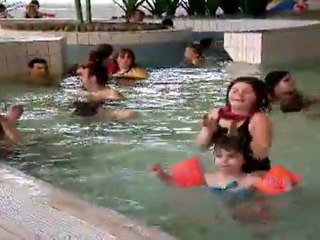 Méru : Super carnaval à la piscine Aquoise