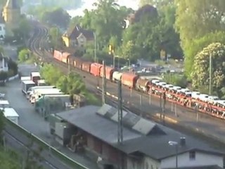 Linz am Rhein, Rheinschifffahrt,3x BR185, BR143, BR425