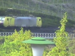 Download Video: Oberwesel / Rhein, BR140, SBB Cargo Re482, Dispolok BR189, ICE I, 2x BR101, 2x BR143, BR460, BR643