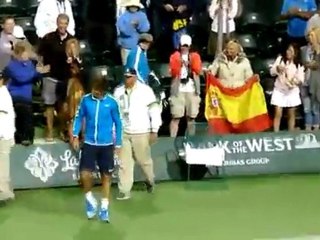 Rafael Nadal fan falls over (Indian Wells)