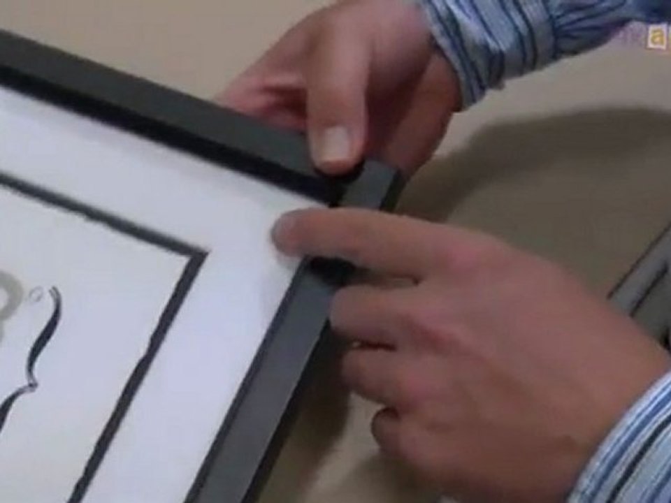 How to Assemble Picture Frames with Glass