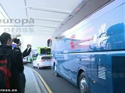 Llegada del Manchester United a Loiu (Bizkaia)
