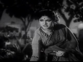Yarukku Sontham - B.S.Saroja And Kalyan Kumar Romance