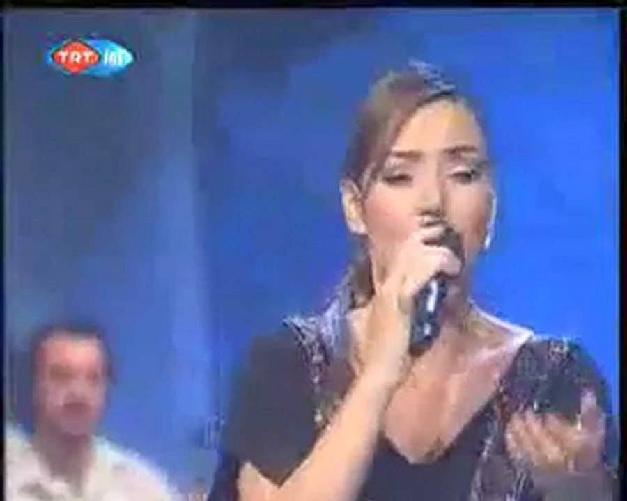 Sevcan ORHAN  " KARA ÇADIR İSMİ TUTAR "(  Zenginimiz bedel verir Askerimiz  fakirdendir )