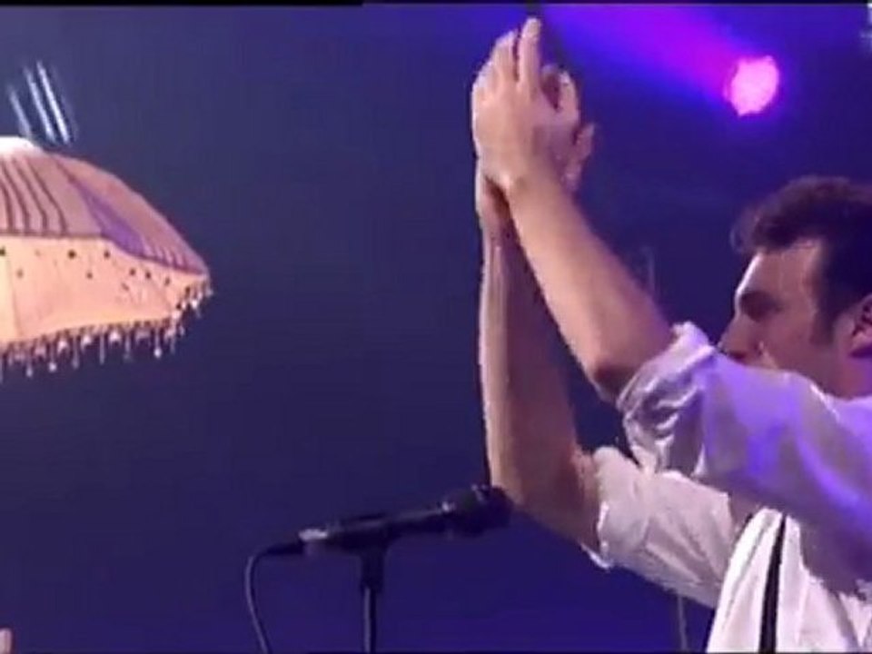 Caravan Palace - Bourges 2010 (part. 2)