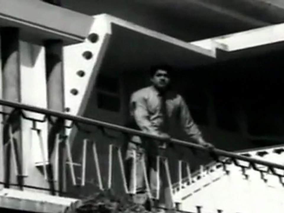 Ther Thiruvizha - Jayalalitha Helping Vijayakumari