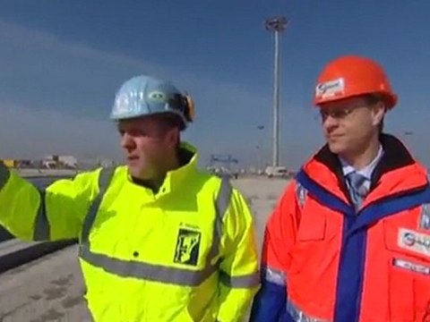 Giants on the Move - Cranes for Wilhelmshaven | Made in Germany