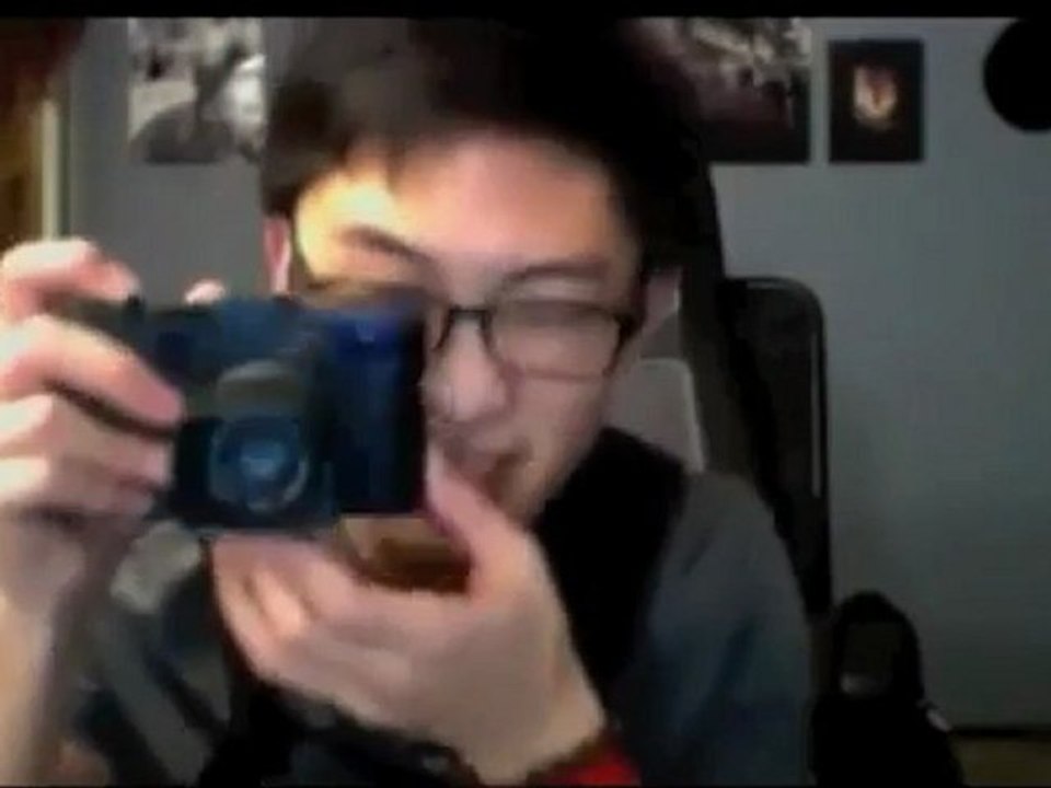 Street Photographer Eric Kims Leica M9 with Custom SLR Glide Strap   C-Loop Setup