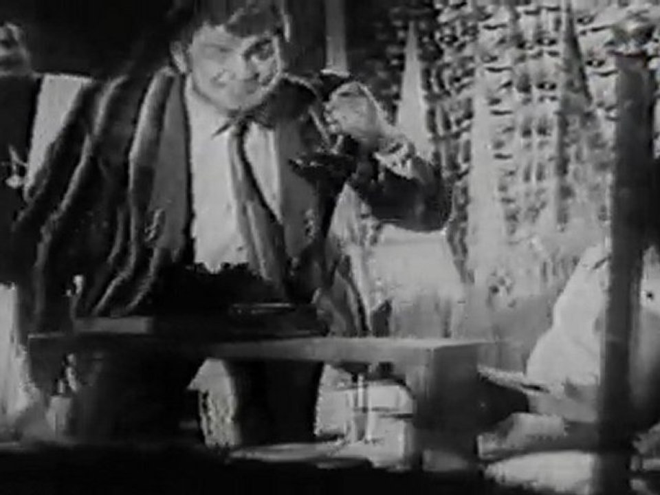 Kadhal Vahanam - Major Sunderajan Seeking Help from Ashokan