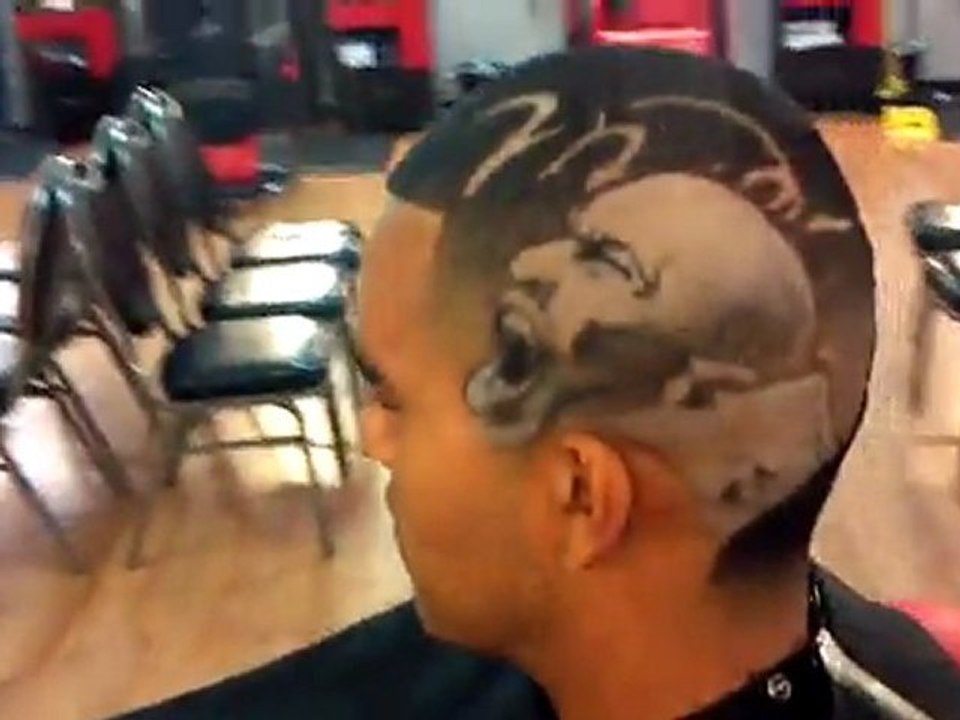 Coiffure Insolite de cheveux - Michael Jordan