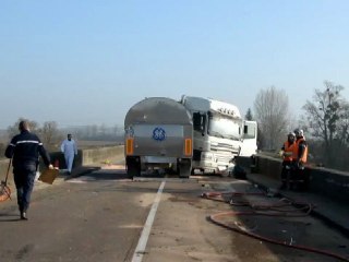 navilly, 15 mars 2012, accident entre une voiture et un poids lourd
