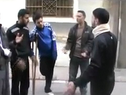 فري برس حمص وادي العرب ما تبقى من أهالي الحي يطلبون الحماية14 3 2012