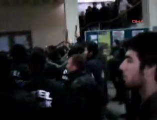 İstanbul Üniversitesi'nde Dehşet Verici Kavga