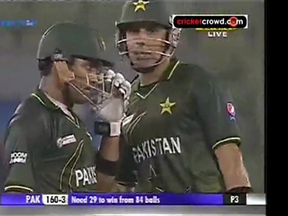 Akmal, Misbah complete clinical win
