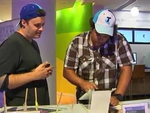 Apple alcanza los 600 dólares por acción