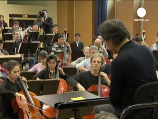 Müzik, düşman kardeşleri buluşturdu