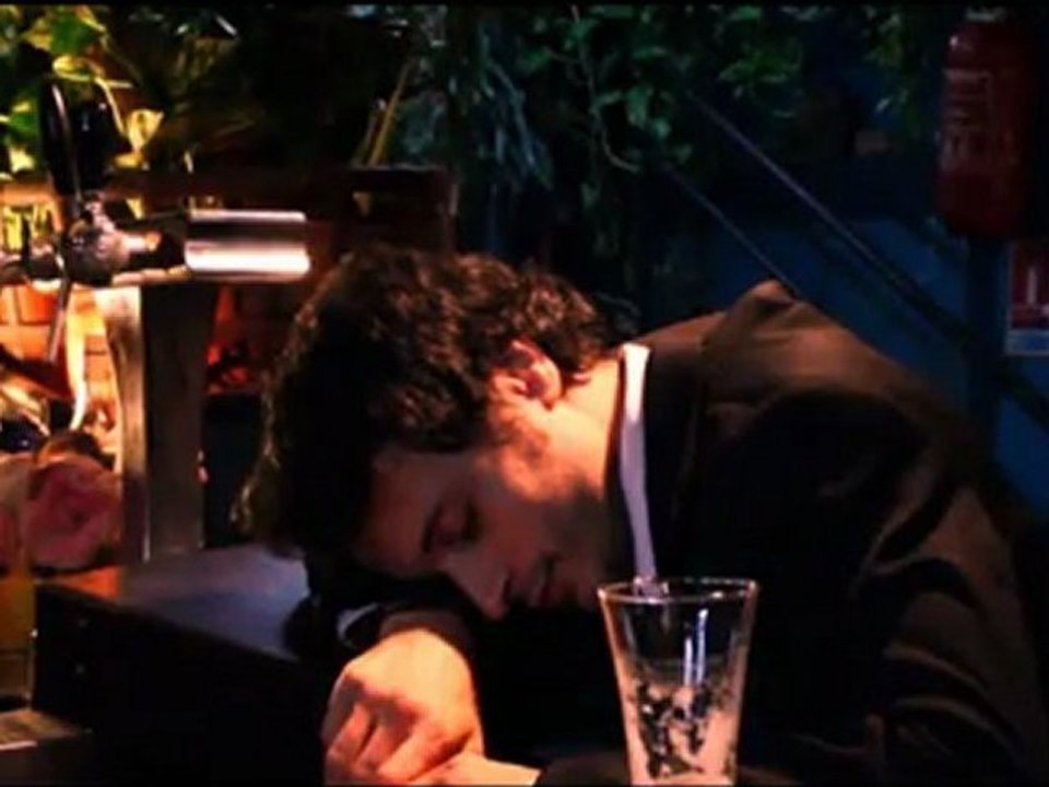 Je Vous Deteste - Julie