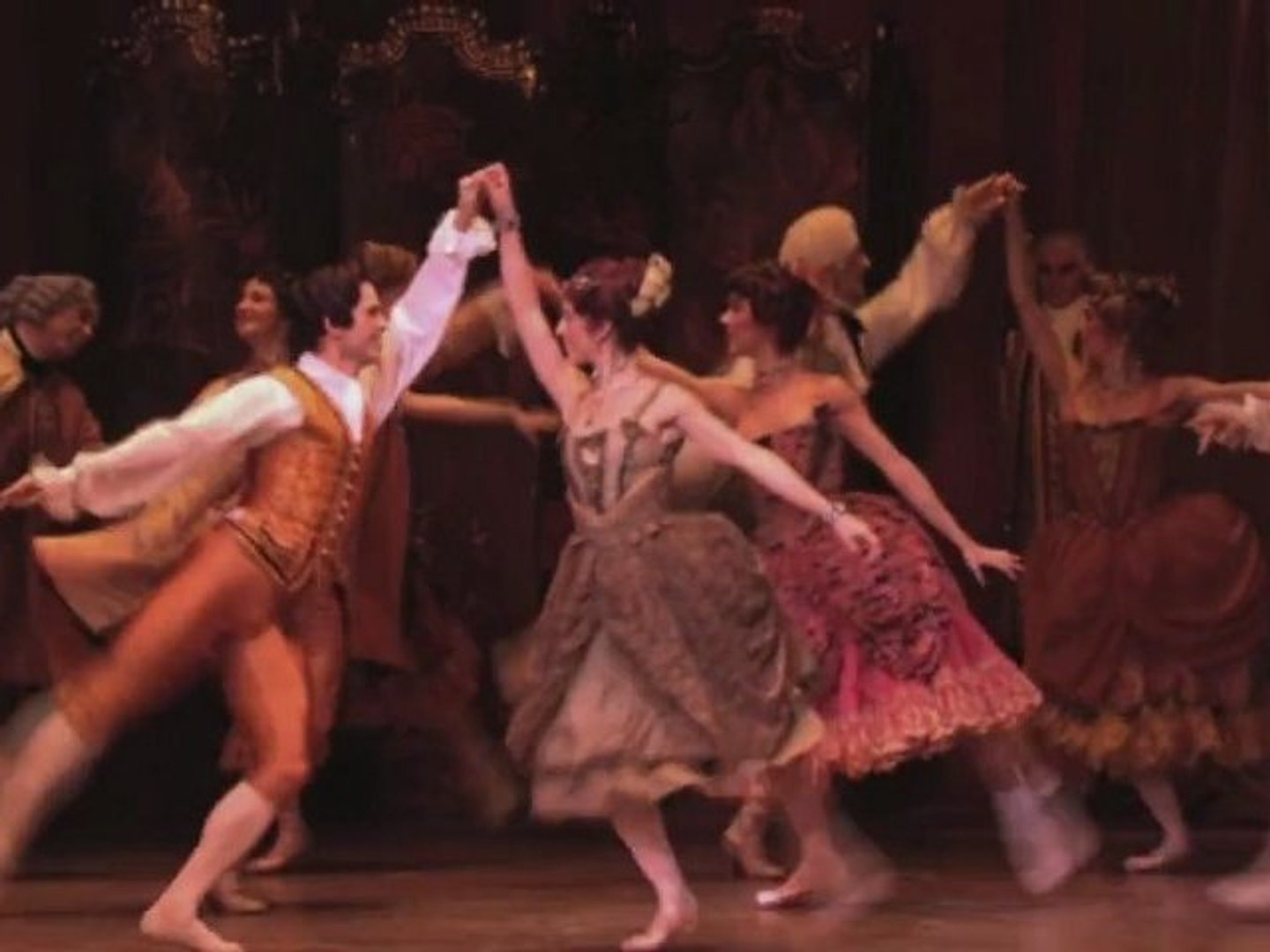 ⁣MANON (COTE DIFFUSION)