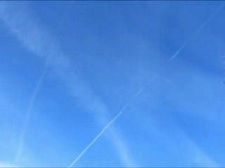 Chemtrails 03 - Aout 2011 à Paris - France