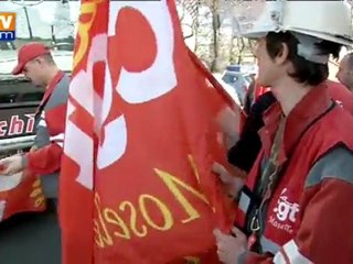 ArcelorMittal : Sarkozy accuse la CGT de vouloir jouer "un rôle politique"