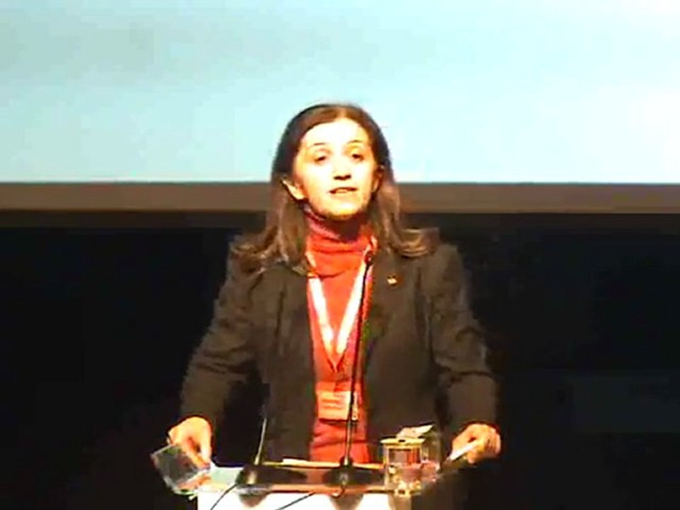 DİSK 14. Genel Kurul'unda Dev Sağlık-İş Genel Başkanı Arzu Çerkezoğlu'nun konuşması-6