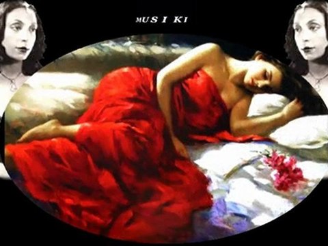 Safiye Ayla ♫ Akşam Dönüşü Geçtim O Esrarlı Bağından.HD