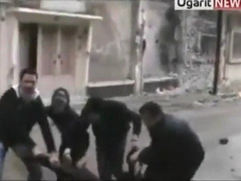 Syrian refugees stream into Turkey