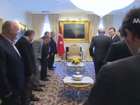 Başbakan Erdoğan, Meşal görüşmesi başladı