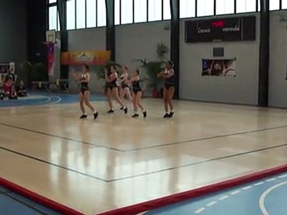 Eline Aerobic collège du bois d'aulnes [4]