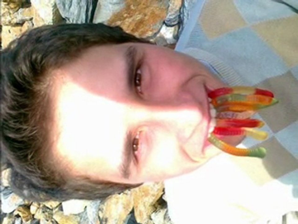 mücahit ve nejla (MN)