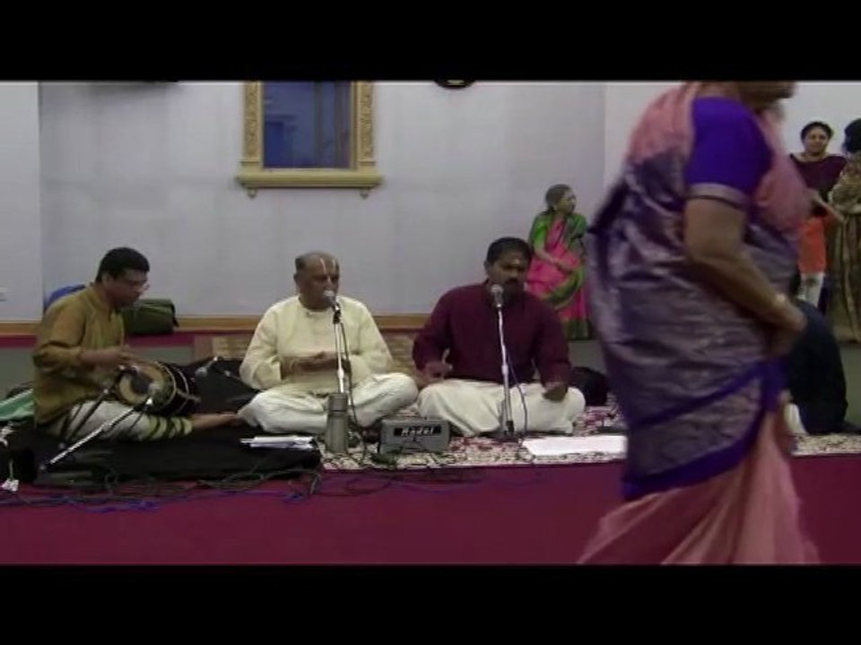 SRI VENKATESHWARA (SRI BALAJI) TEMPLE, AURORA, IL PRESENTS GOVINDARAJAN: KOLUVAIUUNADE PART 3
