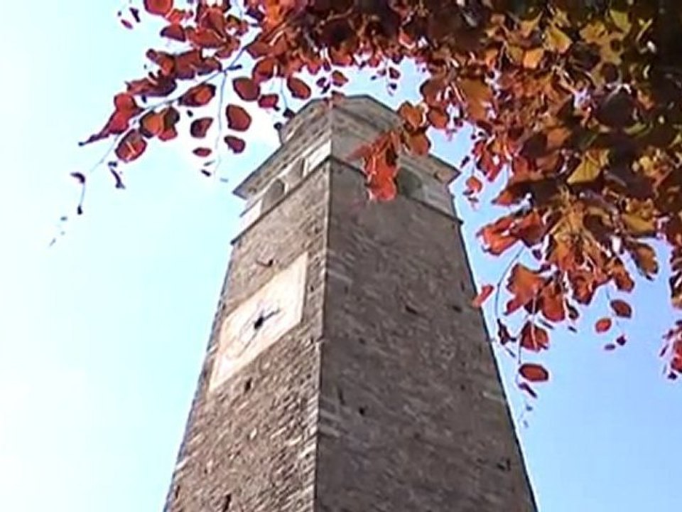 il sindaco regala lo stipendio al comune