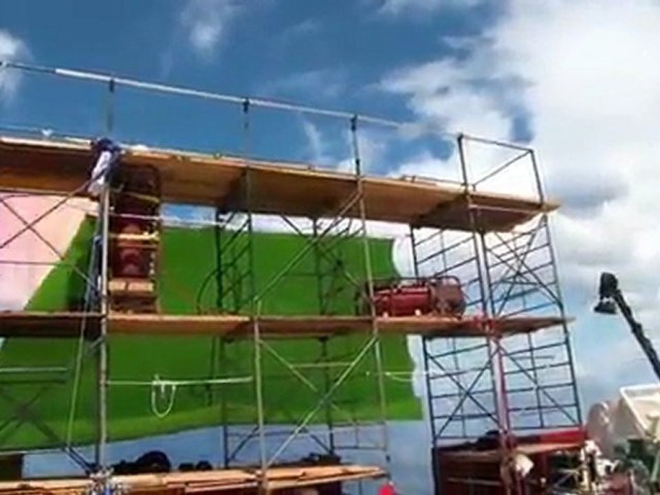 Battleship - Featurette - On the Barge