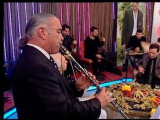 Klarnet ustası şovu; Olimpist Komple mutfak'la izleyin