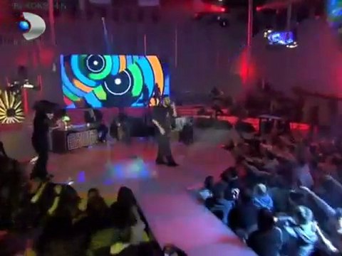 sagopa kajmer beyaz show giris studyo yikiliyo (golge haramileri) -