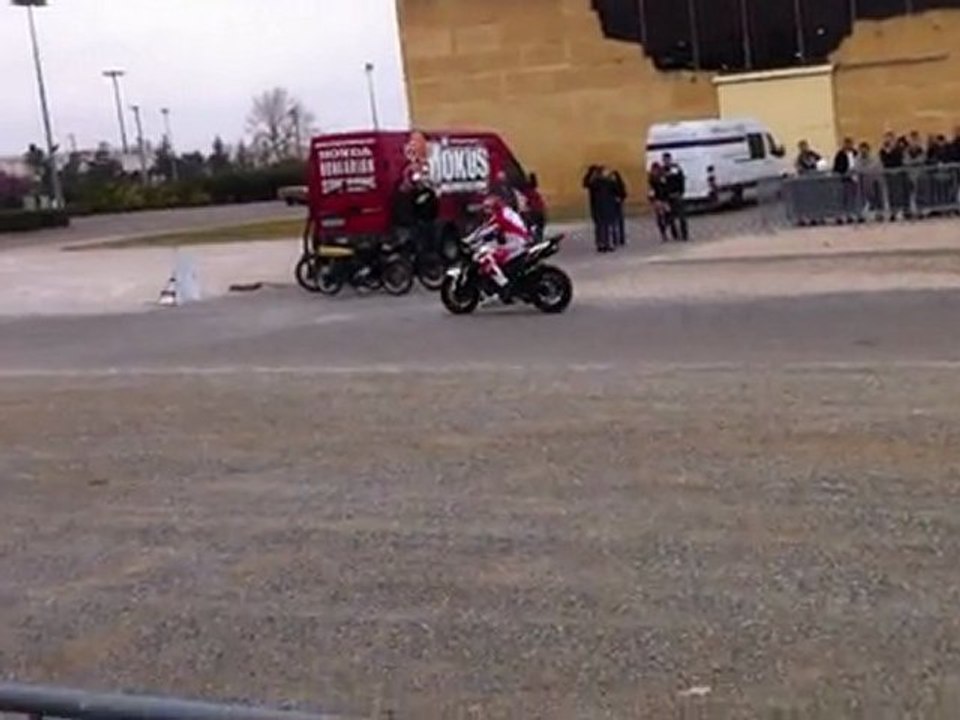 stunter n° 1 au salon de la moto de narbonne 2012