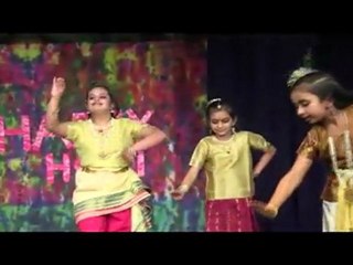 SRI BALAJI TEMPLE, AURORA TEMPLE:HOLI:  RANG DE BASANTI:  ANUPAMA RAJESH'S NANDAGOPALA