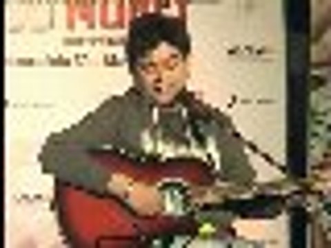 Kunal Khemu Sings 'Jo Tere Sang'