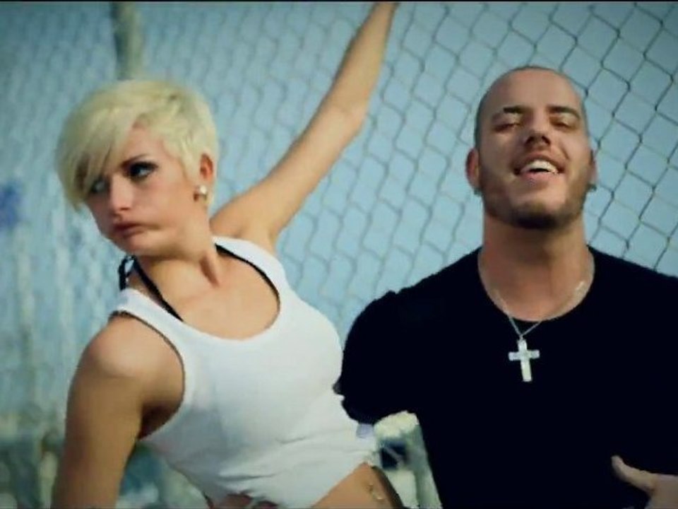 C-Jay - An Eisai Mazi Mou (Official Video Clip 2011)