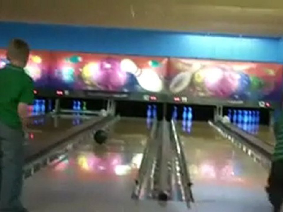 Johnny overcoming calamity and picking up a spare.