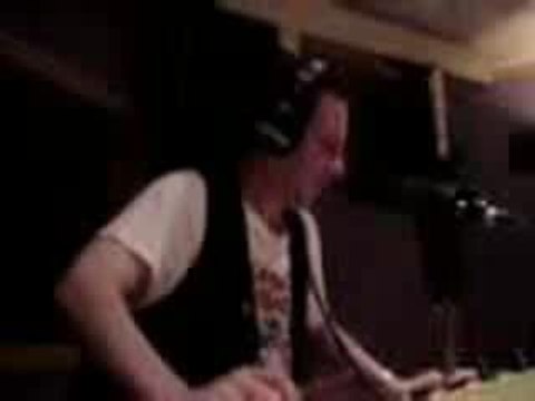 Gerard de Suresnes lance un disque