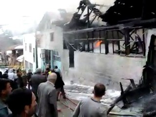 Tosya Marangozlar Sitesi YANGIN