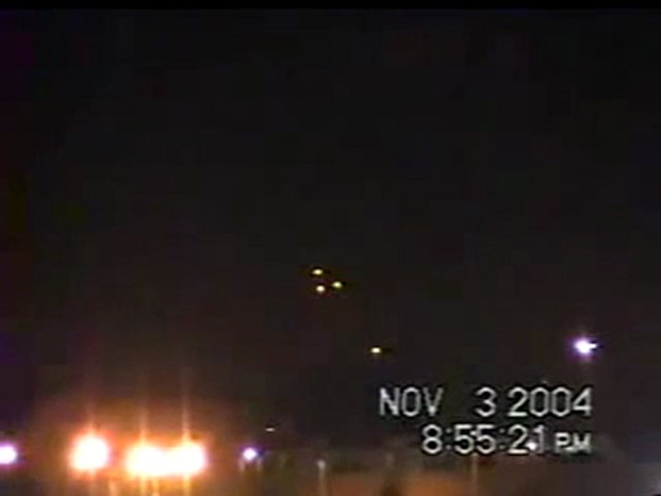 UFO .triangle.11.2004