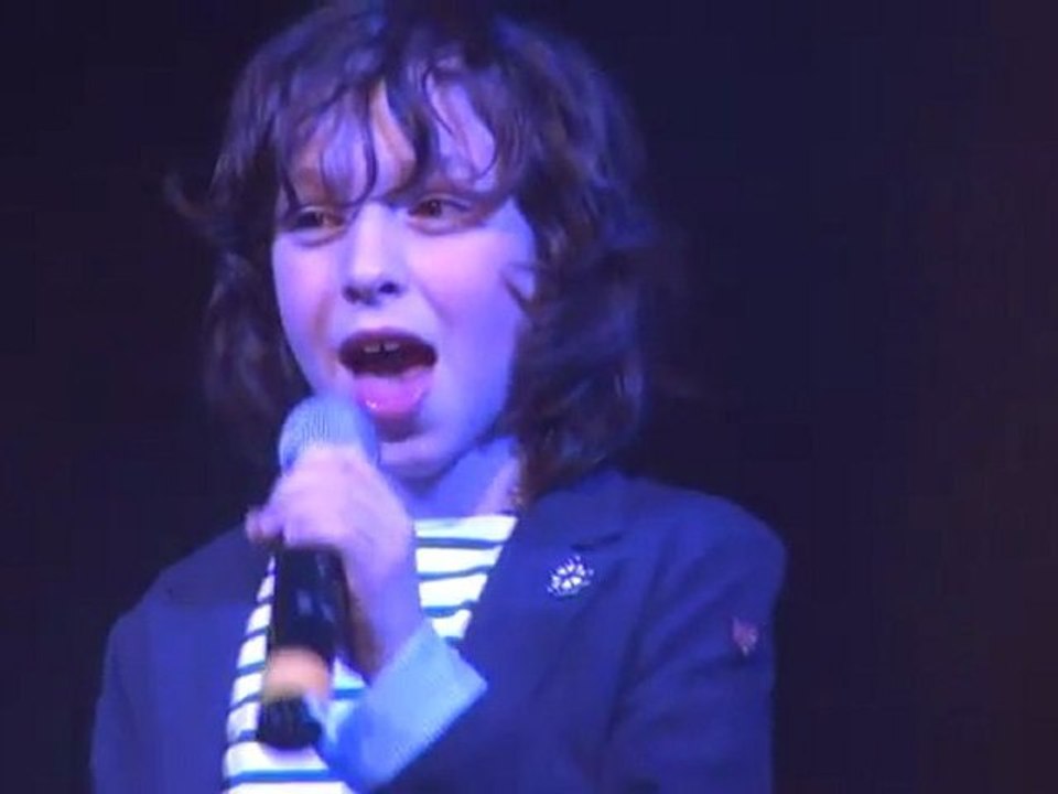 Léo Rispal - Kiss me forever - Concert pour lUNICEF à  Nevers - mars 2012